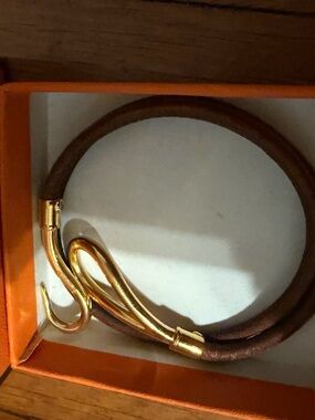 Hermes brown leather double wrap bracelet with gold hook